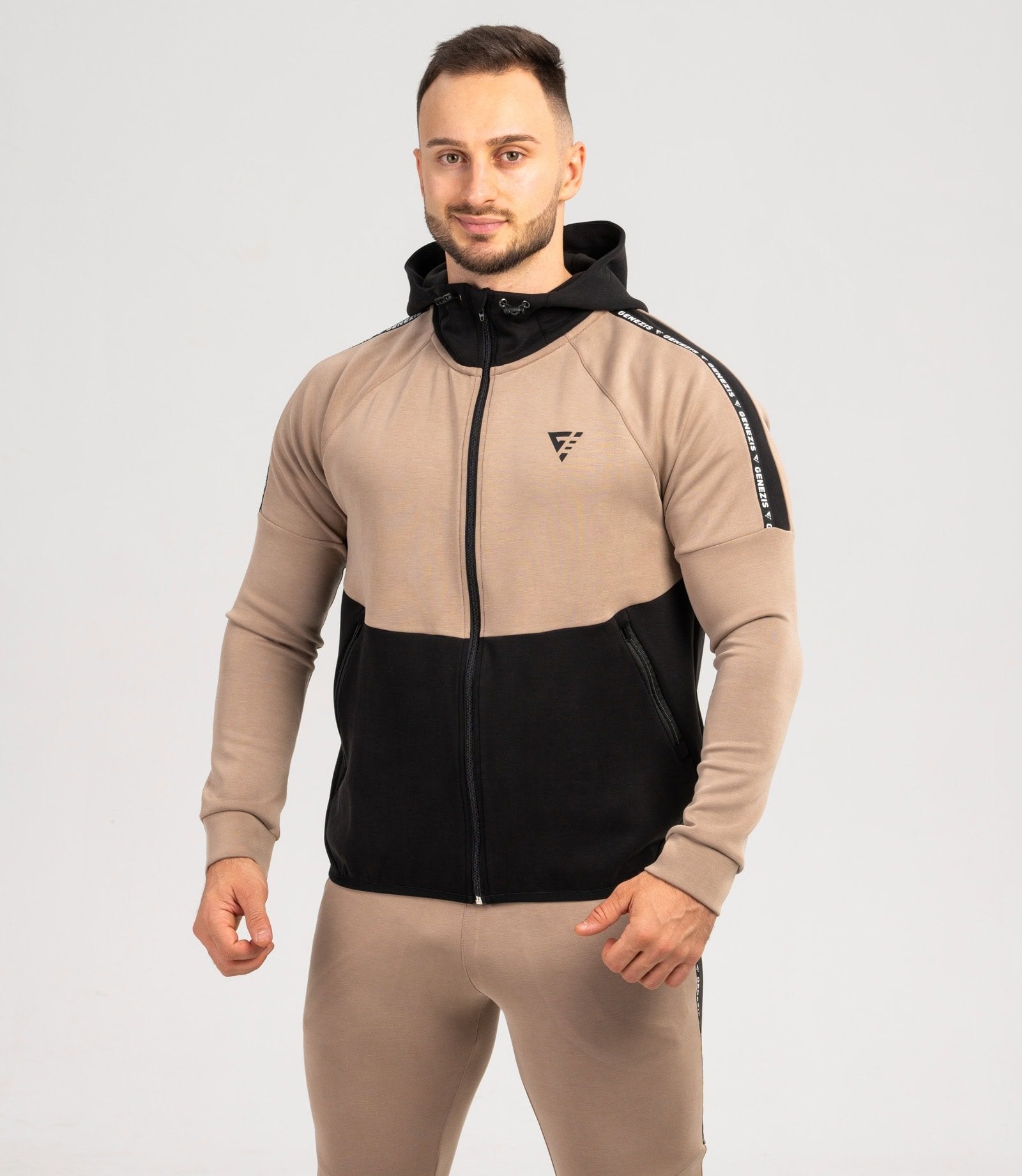 "Aventus" zip-up hoodie
