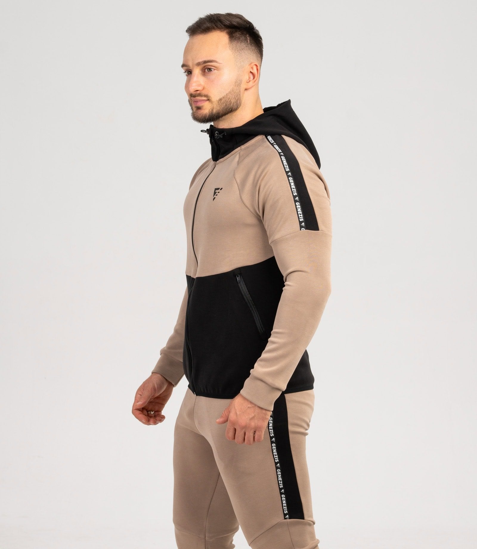 "Aventus" zip-up hoodie